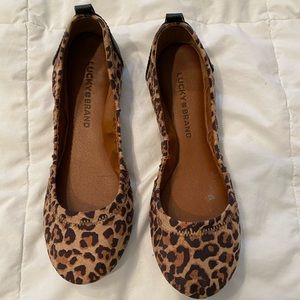 LUCKY BRAND Leopard flats 6.5 like new